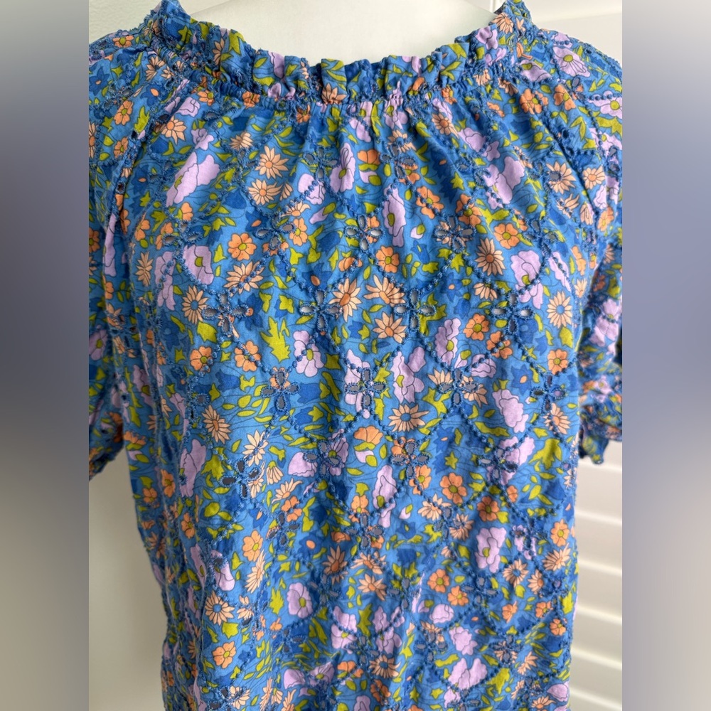 Jennife& Grace eyelet Floral ruffle trim short sleeve Top size M 100% cotton - Picture 2 of 9